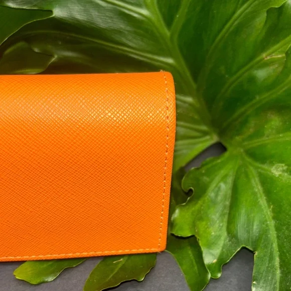 Tory Burch Orange Sunglasses Case - Picture 5 of 16